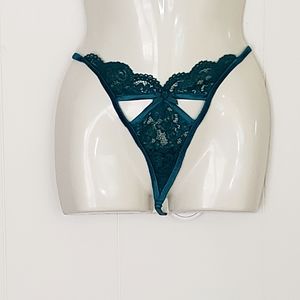 Jacalyn Bennett Thong Size M